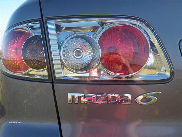 Mazda 6 2.0 Touring stc. - lige et billede af baglygten billede 11