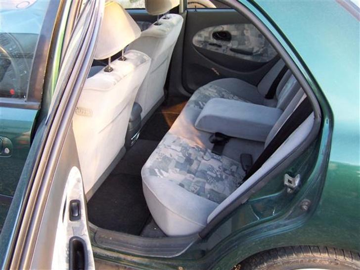 Mitsubishi                   Carisma billede 5