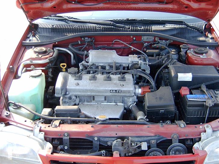 Toyota Carina E GLX Liftback billede 6