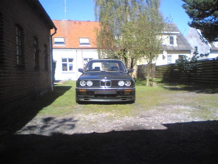 BMW 325e (solgt) billede 9