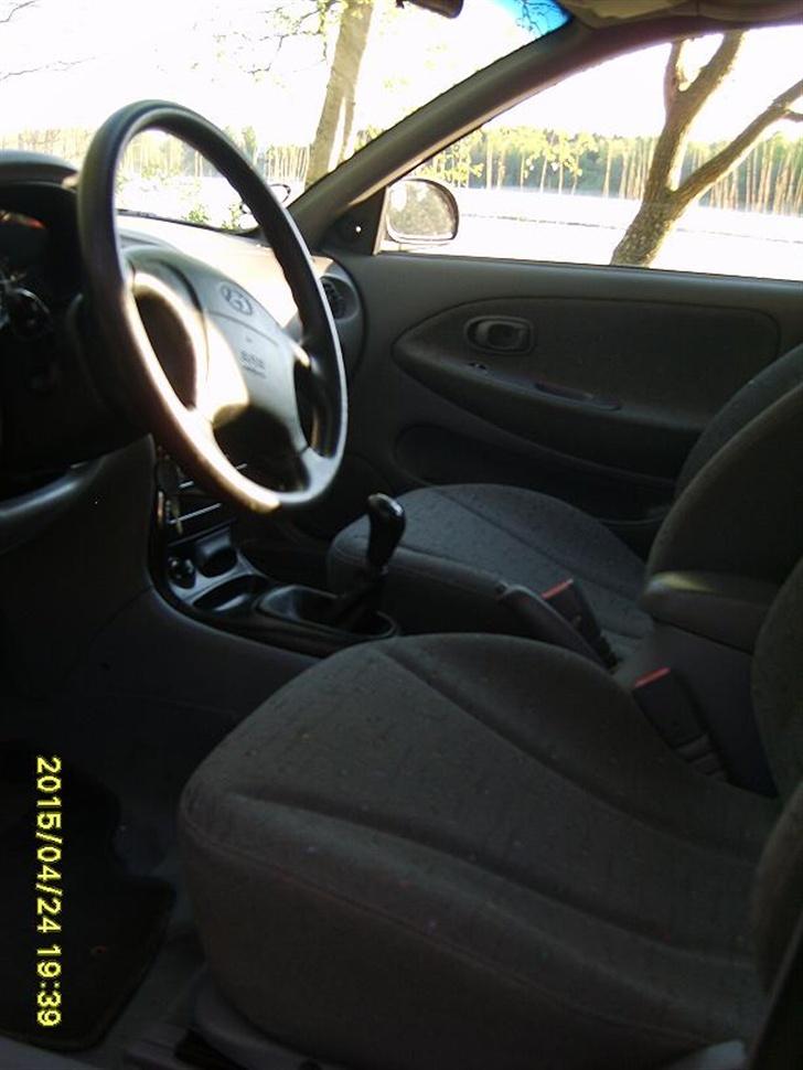 Hyundai Elantra Stc  - Kabine. Den er i en kanon stand (lidt dårligt kvalitet) billede 5
