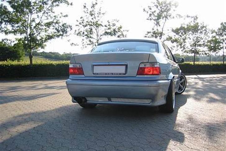 BMW 318i billede 11