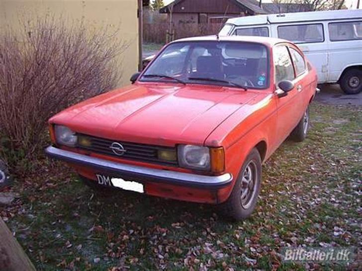 Opel kadett c coupe billede 3