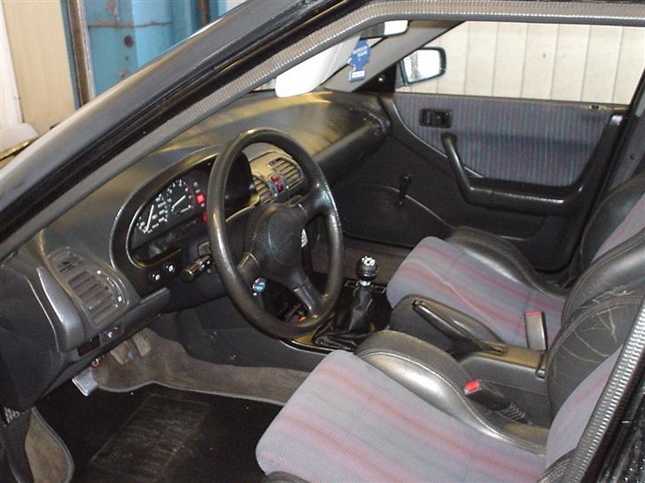 Mazda 323F BG1 (SOLGT) billede 5