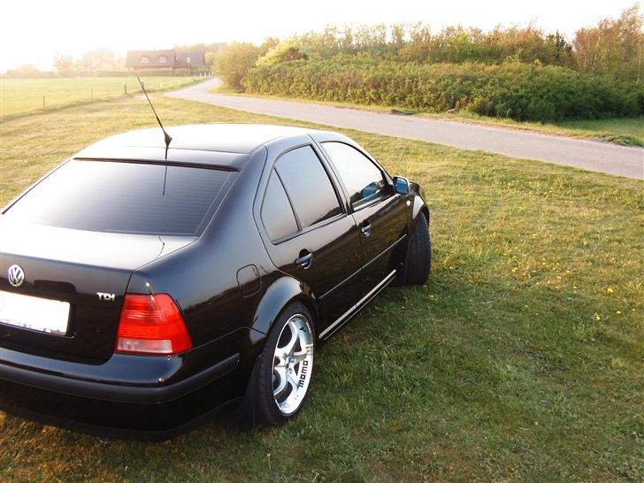 VW BORA SOLGT billede 3