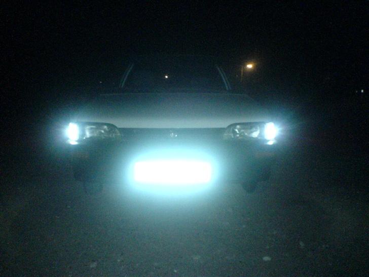 Toyota corolla E90 - taget med fotolys.  billede 11