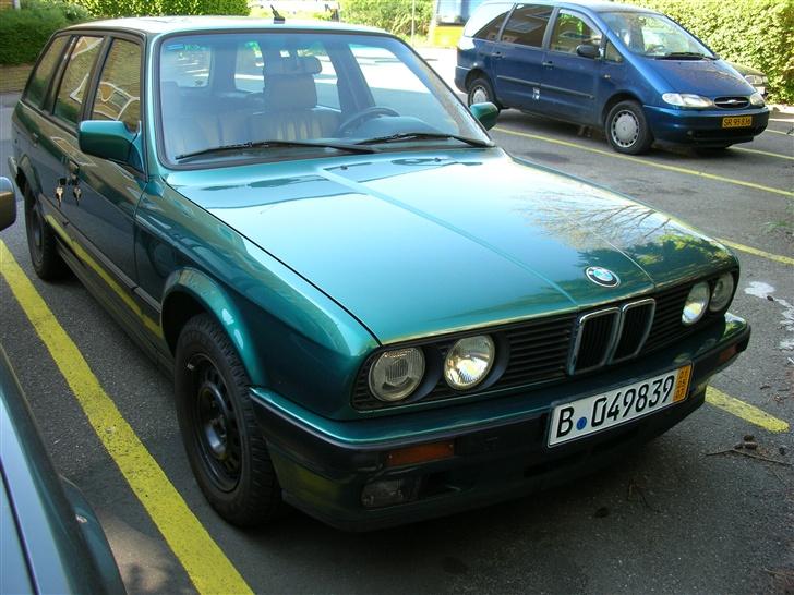 BMW 325IA Touring "SOLGT" billede 4