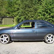 Ford Escort 1,8i Sport (SOLGT)
