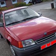 Opel Kadett 1,4 ls