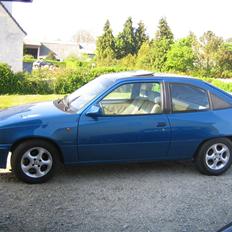 Opel Kadett E 1,3 s Solgt!