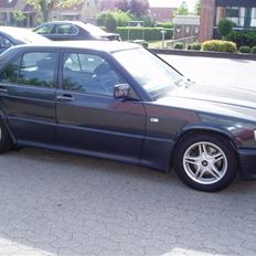 Mercedes Benz 190e 2.3-16v