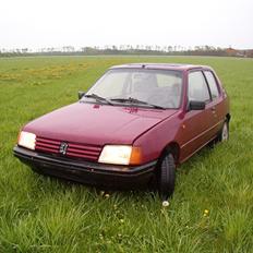 Peugeot 205 Diesel SOLGT