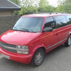 Chevrolet Astro Van