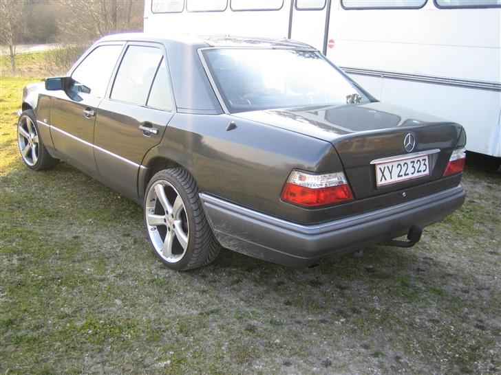 Mercedes Benz 124 Solgt billede 8