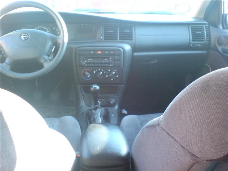 Opel Vectra B *Solgt* billede 6