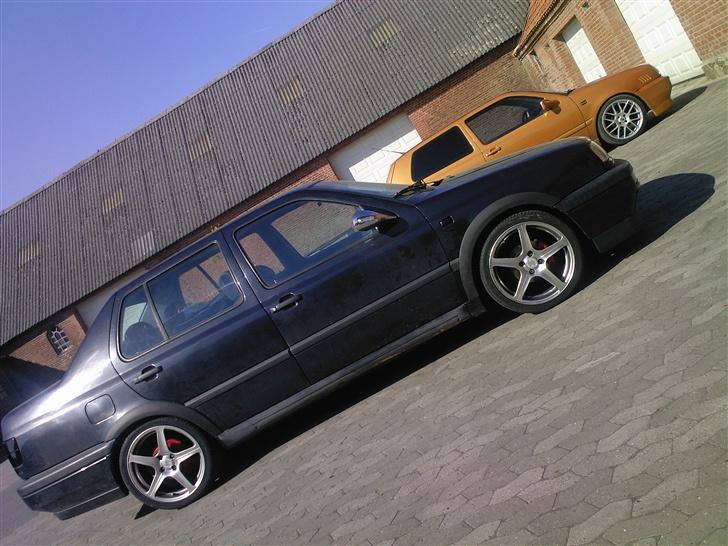 VW Vento 1.8 GL [Solgt] billede 16