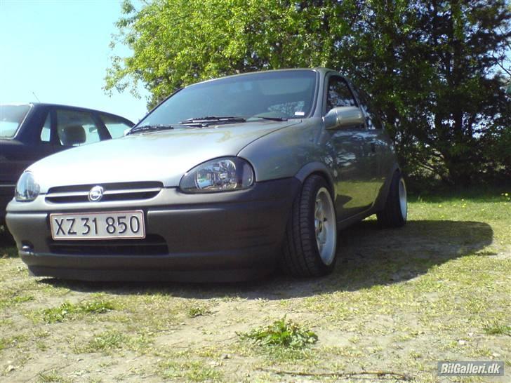 Opel Corsa B SOLGT - Til Opel træf i Grindsted billede 5