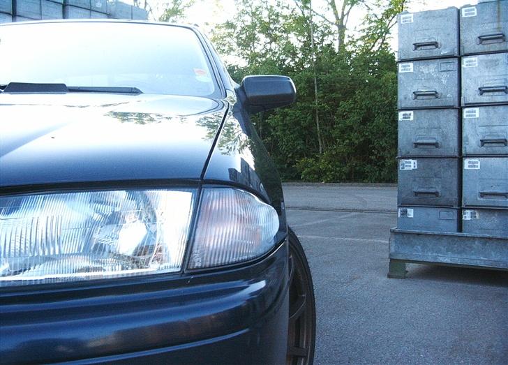 Mazda 323 BA Sedan Solgt billede 6