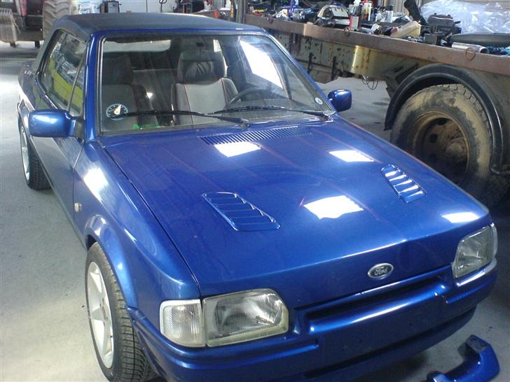 Ford Escort Cabriolet BYTTET! billede 3