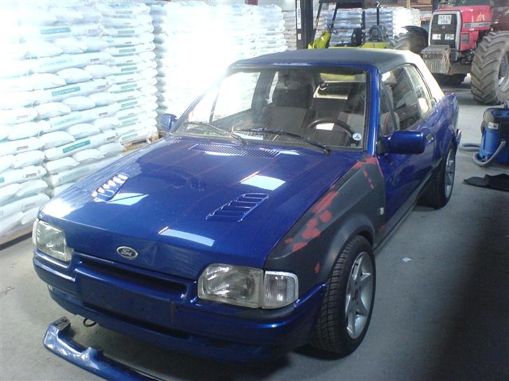 Ford Escort Cabriolet BYTTET! billede 4