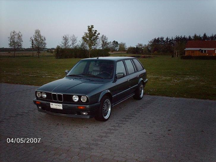 BMW 325IA Touring ( SOLGT ) billede 1