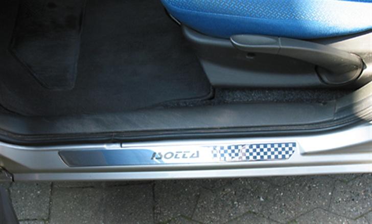 Fiat PUNTO SX 1.2 8V 5 Dørs  - Så er der nice isotta lister , Helt fra italien, det tog ski lang tid. men nu har jeg igen fået støvsuget bilen så her er de :) billede 16