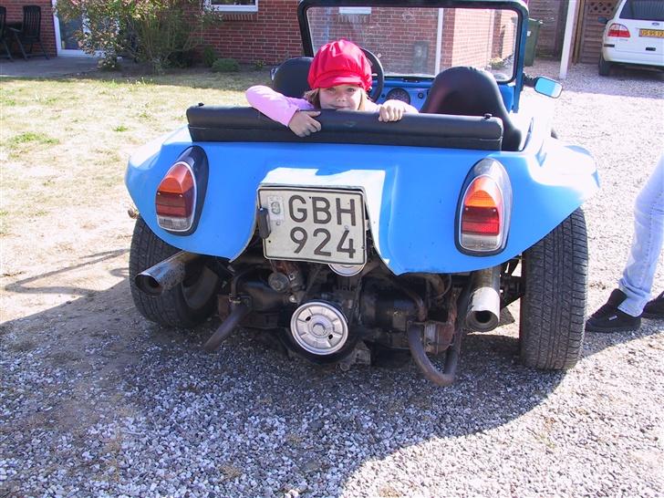 VW beach buggy solgt - det er legetøj for de små piger billede 3