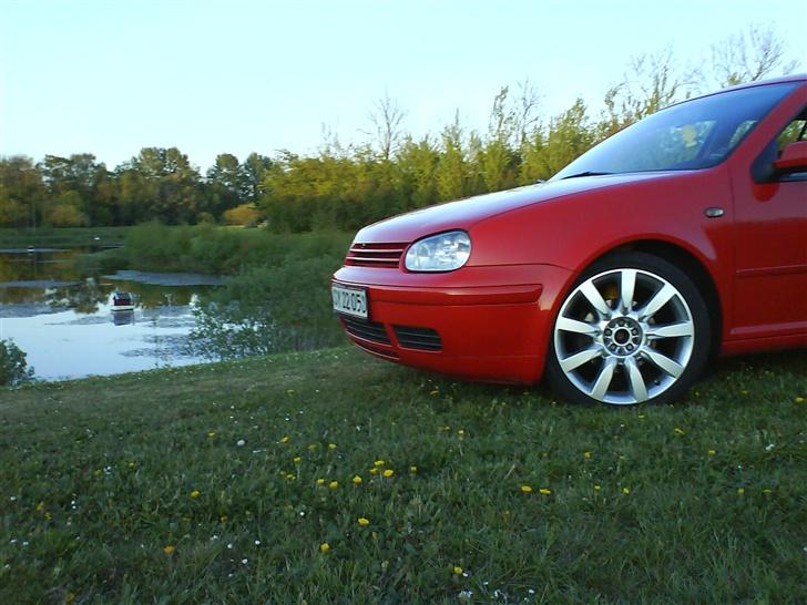 VW golf 4 > totaltskadet billede 9