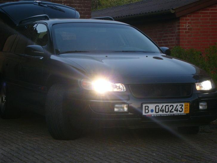 Opel Omega 3.0 V6  billede 8