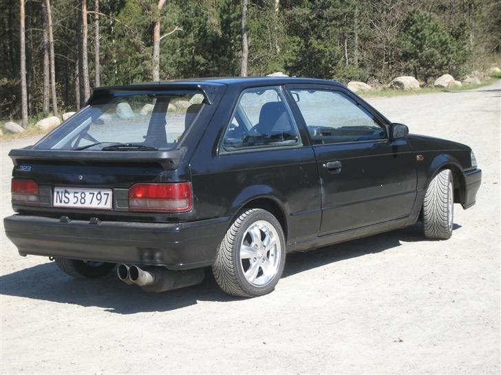Mazda 323 BF Super Special billede 9