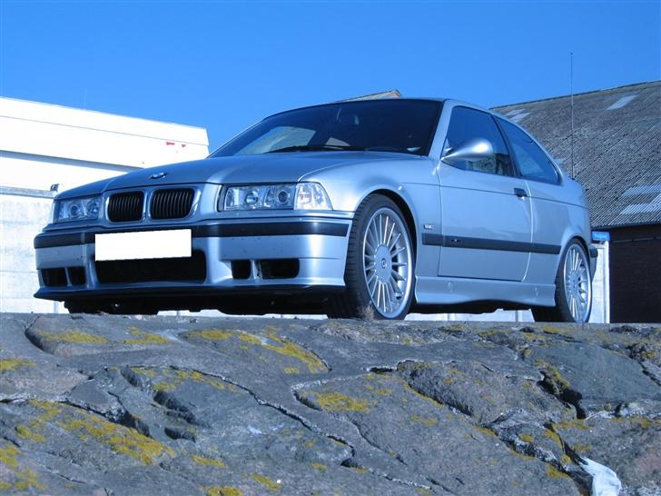 BMW 323ti *solgt* billede 15