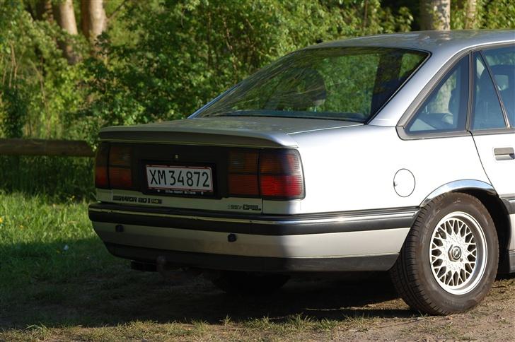 Opel Senator CD -Total skadet- billede 4