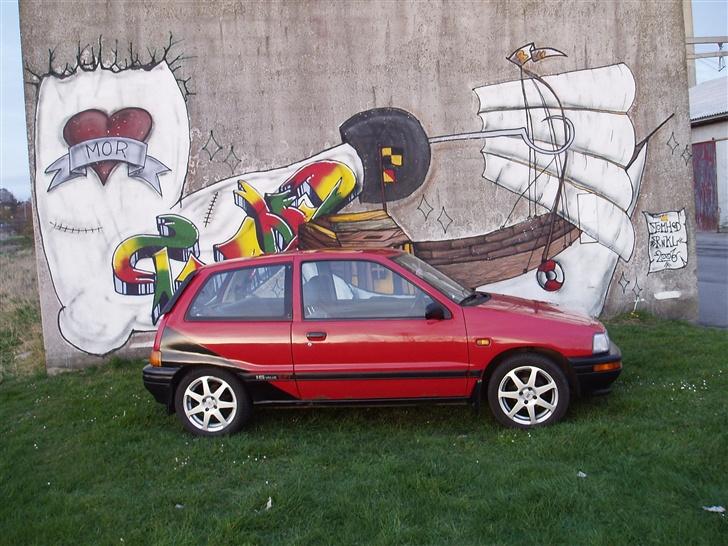 Daihatsu Charade solgt! billede 3