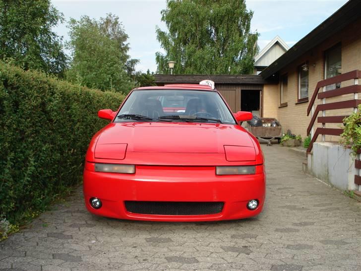 Mazda 323f - solgt billede 3