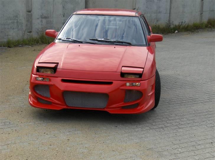 Mazda 323 f  billede 8