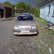 Opel ascona (solgt)