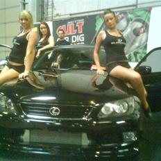 Lexus IS 200