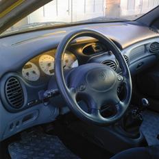 Renault Megane Coach