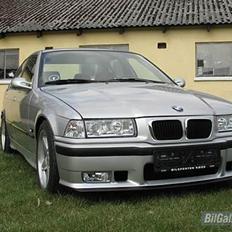 BMW 320i Vanos