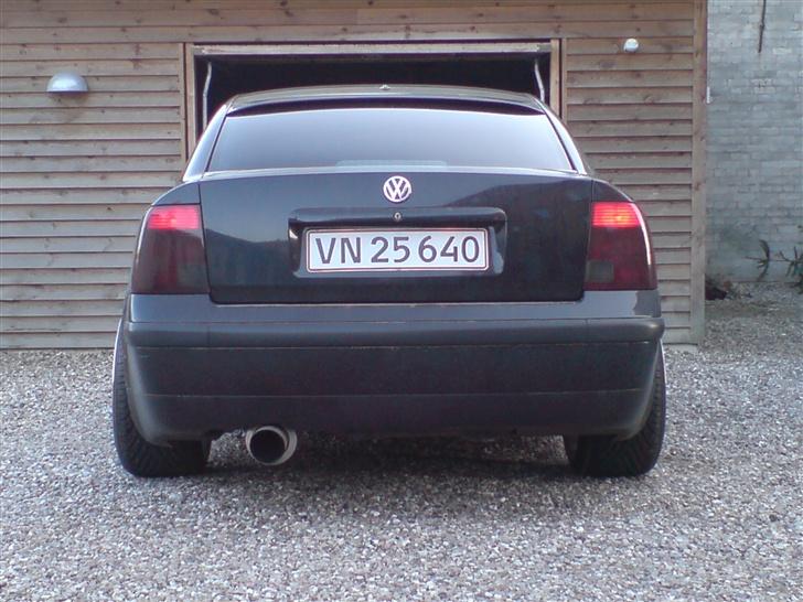 VW Passat 3B Turbo "SOLGT" - En rigtig bred røv!! billede 7