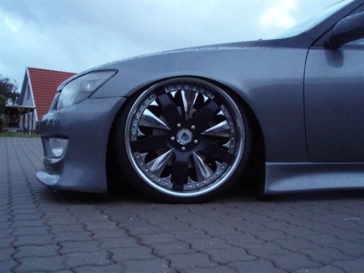 Lexus IS 200 - Taget på FAF i Fredericia.. billede 1