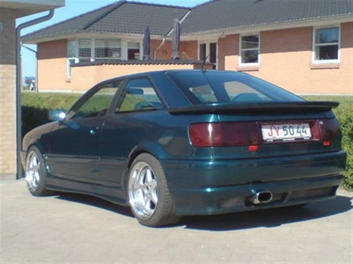 Audi S2 COUPE: solgt billede 2