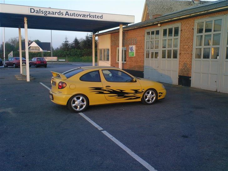 Renault Megane Coach billede 1
