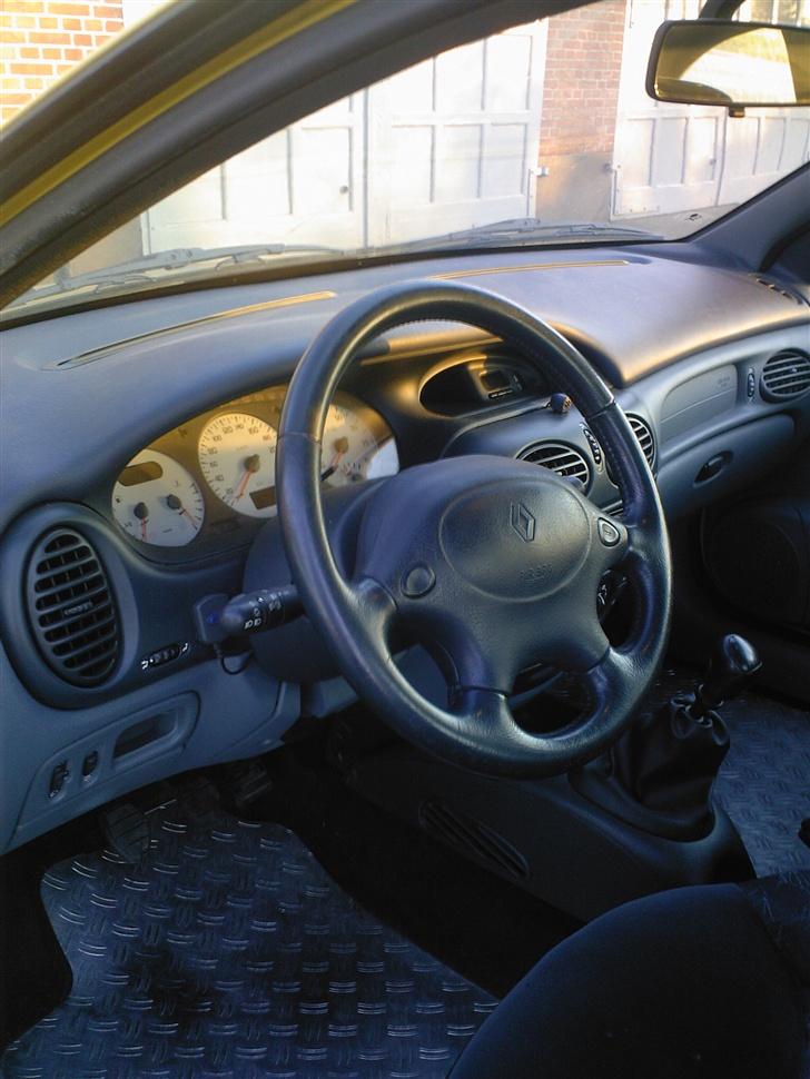 Renault Megane Coach billede 3