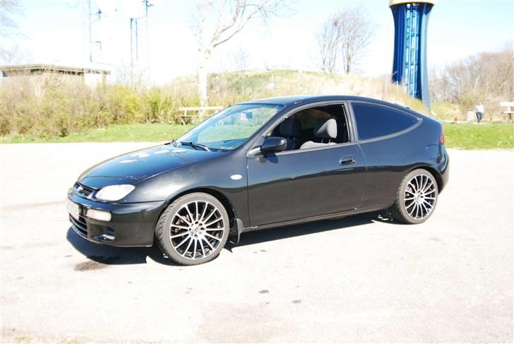 Mazda 323 Coupé Solgt billede 4