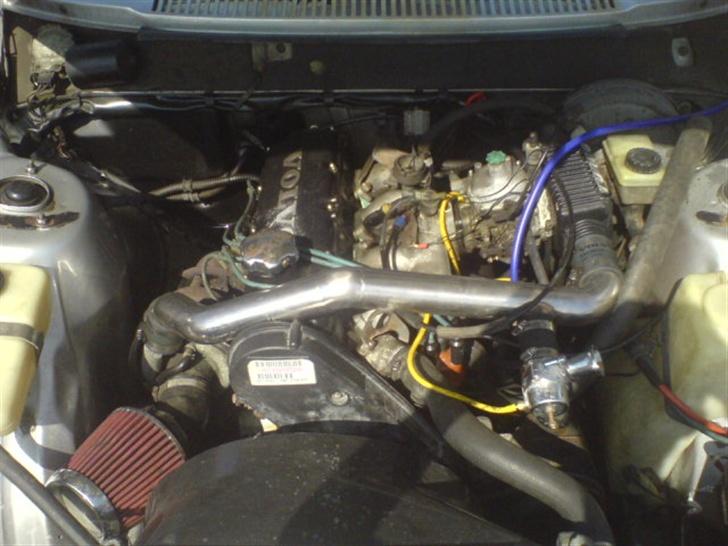 Volvo 240 turbo SOLGT - det hjælper på det billede 10