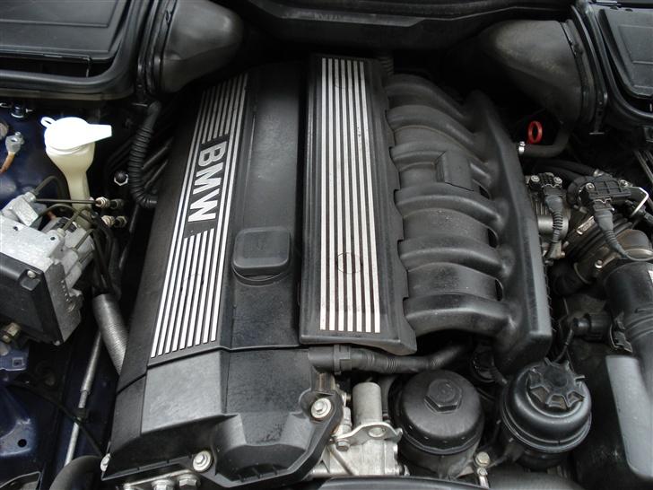 BMW 523i e39(solgt) billede 2