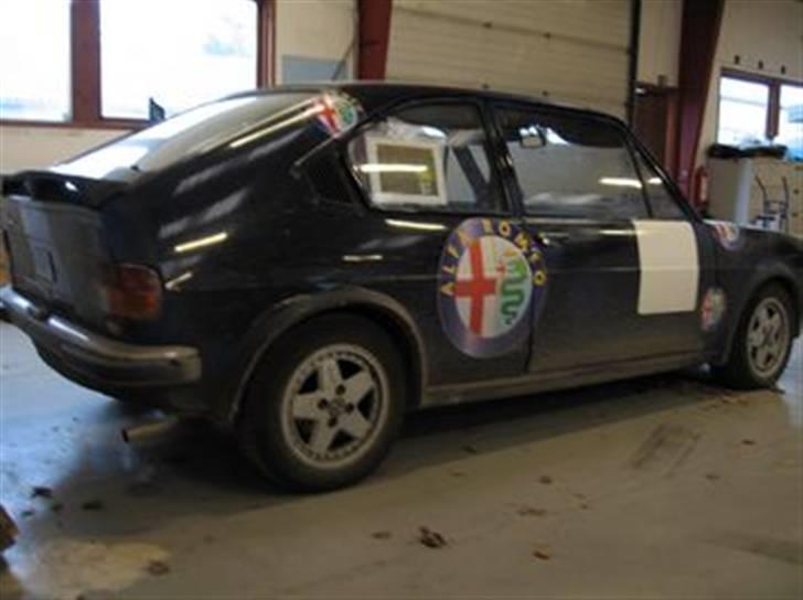 Alfa Romeo Alfasud 1,5 TI - SOLGT - Som hun ser ud i dag!! billede 2