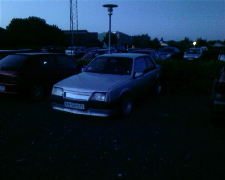 Opel ascona billede 5