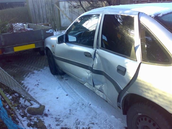 Opel Astra g 1,6 - Min gamle vectra efter skaden billede 7